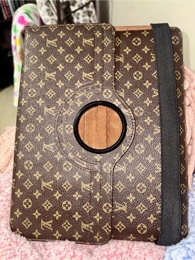 Louis Vuitton Monogram Rotating Tablet Folio in Brown and Tan